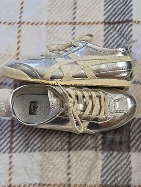 Onitsuka Tiger by Asics Metallic Silver and Cream Mexico 66 Sneakers